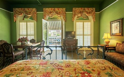 Hotels with Balcony, San Antonio Central Luzon .